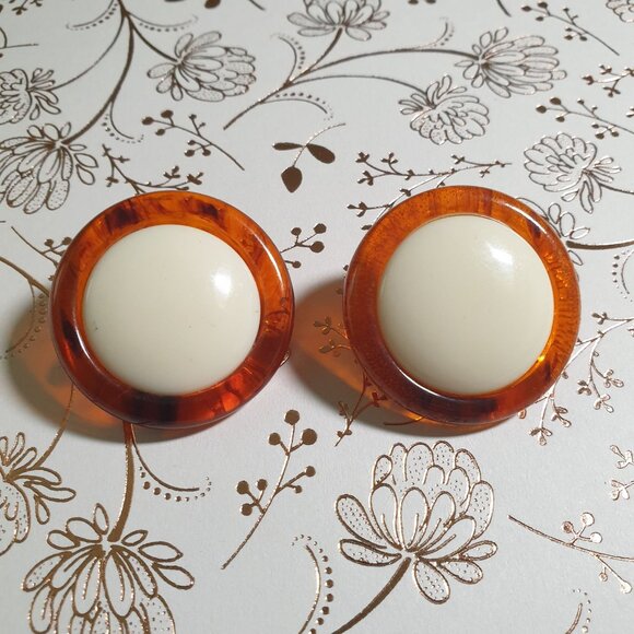 Vintage Round Orange Cream Post Stud Earrings Fashion Acrylic Granny Core Women - Picture 1 of 3